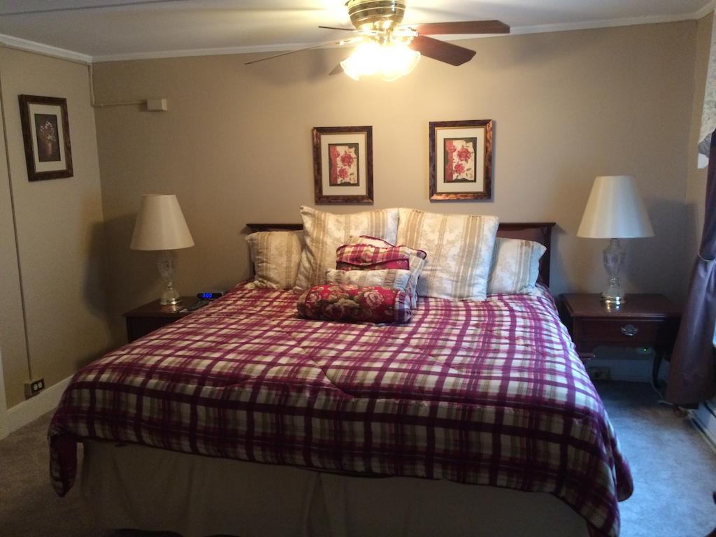 The Tunnicliff Inn Cooperstown Kamer foto